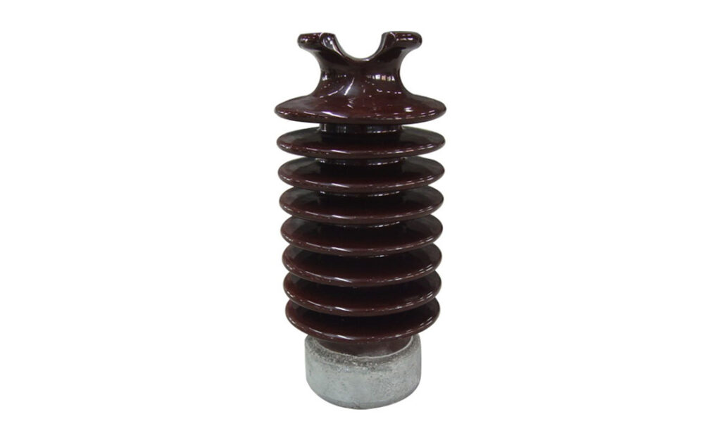 the insulator has various features that ease reliability