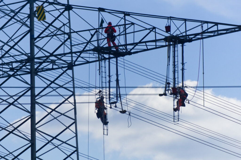 Expansion of power grid infrastructure