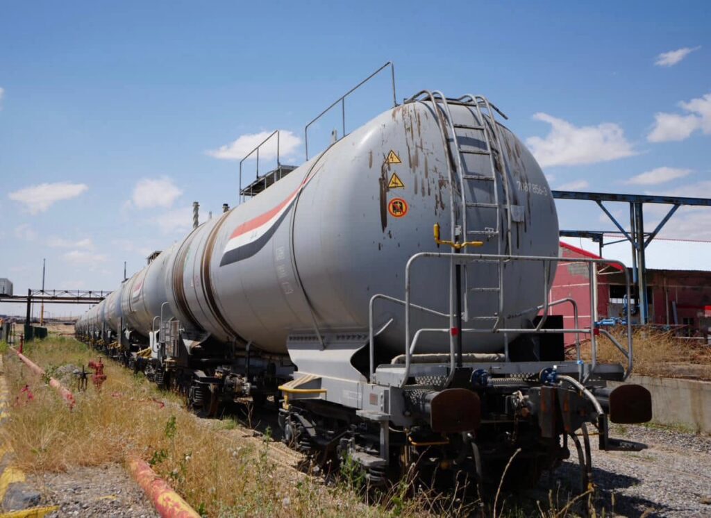 Oil transportation infrastructure