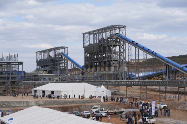 Lithium extraction and processing plant