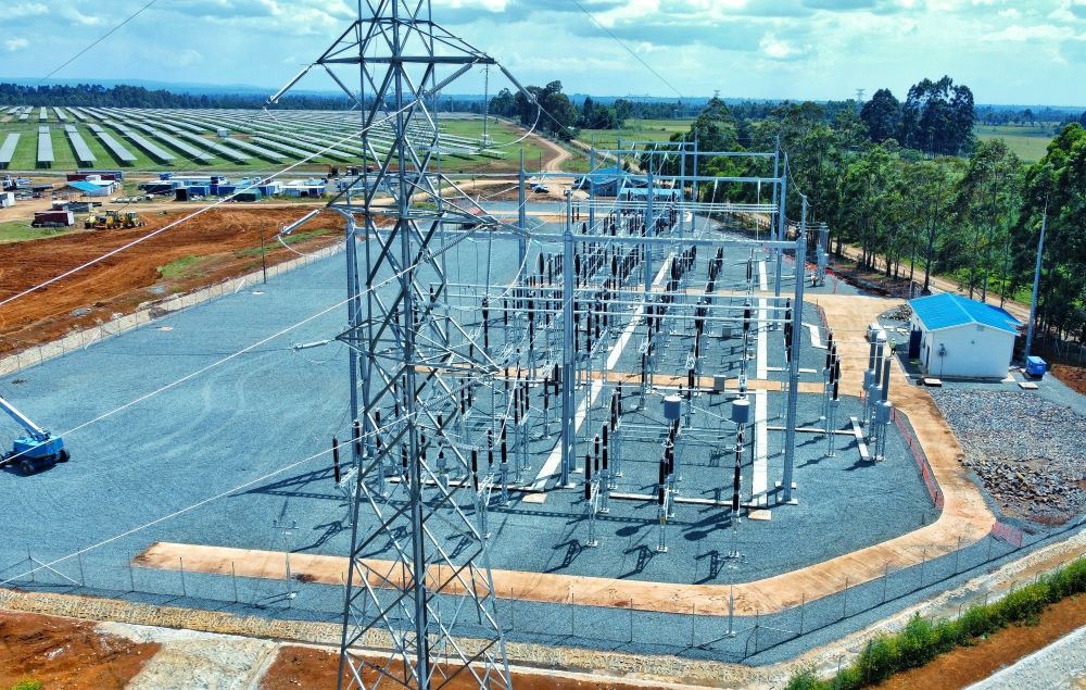 Solar PV park integrating with the grid